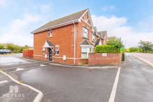 Photo 15- click for photo gallery